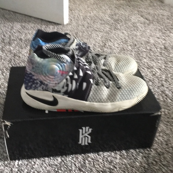 Kyrie 2 effect - Picture 3 of 5